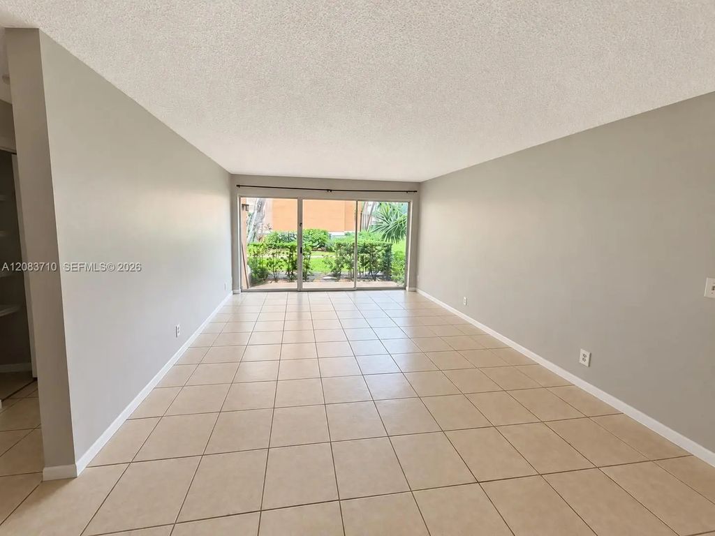 8821 Wiles Road #102, Coral Springs