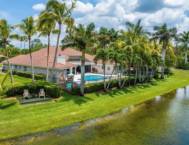 5 of 9 - 1165 Manor Court, Weston, FL