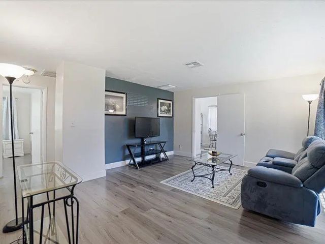 5 of 29 - 91 Ne 6th Court, Deerfield Beach, FL
