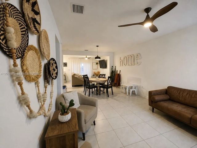 4 of 37 - 489 Ne 4th Street, Florida City, FL