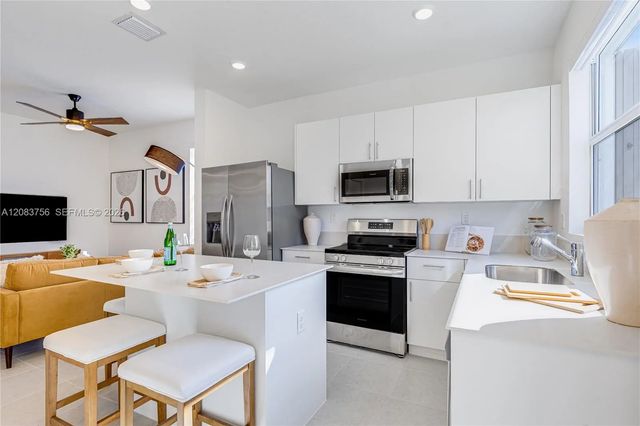 3 of 33 - 35707 Sw 179 Court, Miami, FL