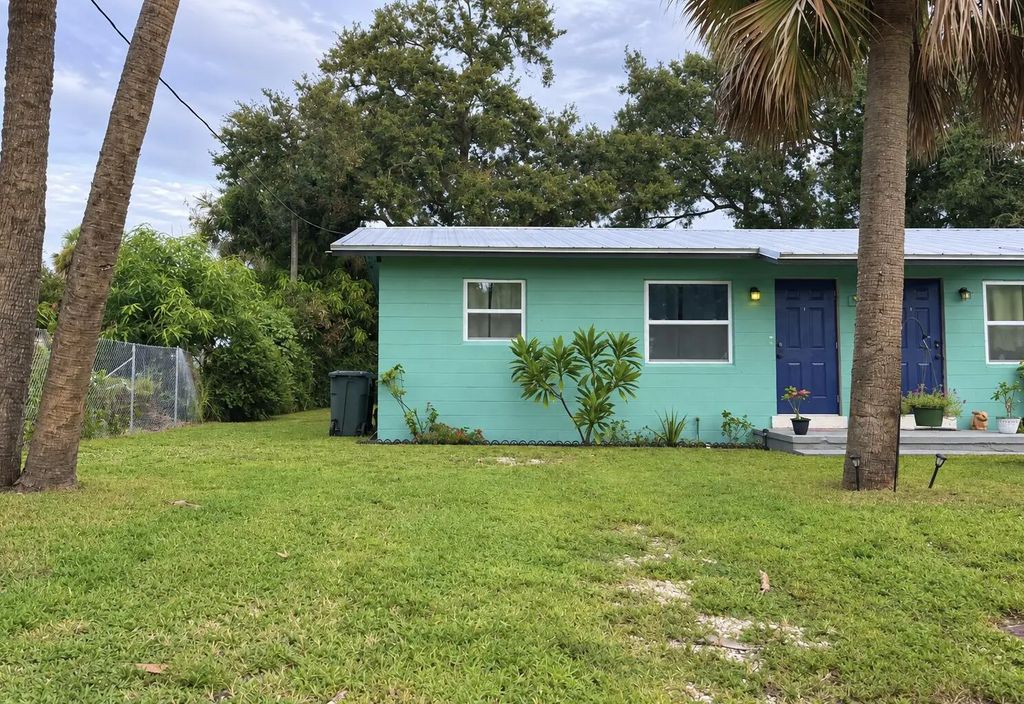 1112 Avenue E #a, Fort Pierce