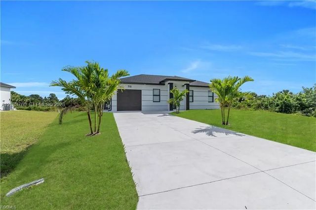 3 of 38 - 711 Roma Avenue, Lehigh Acres, FL