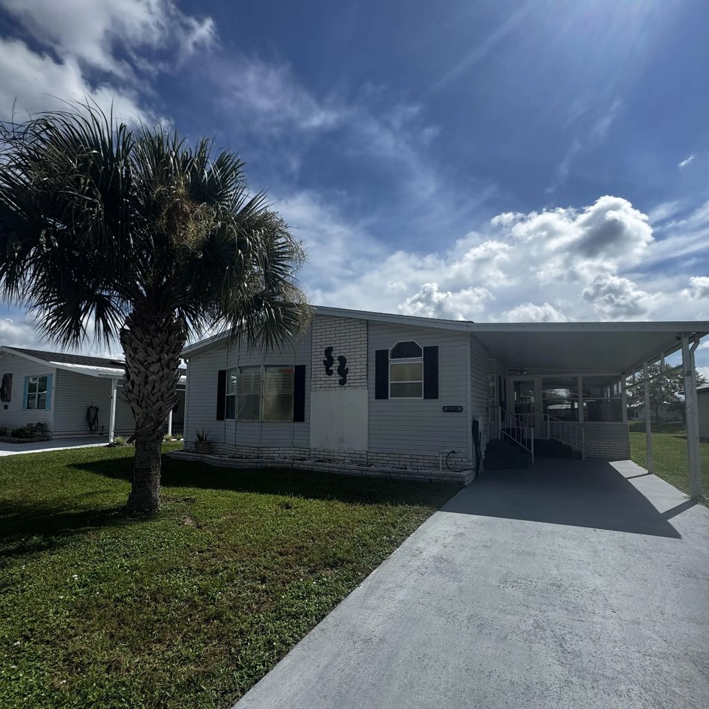 6780 Dulce Real Avenue, Fort Pierce