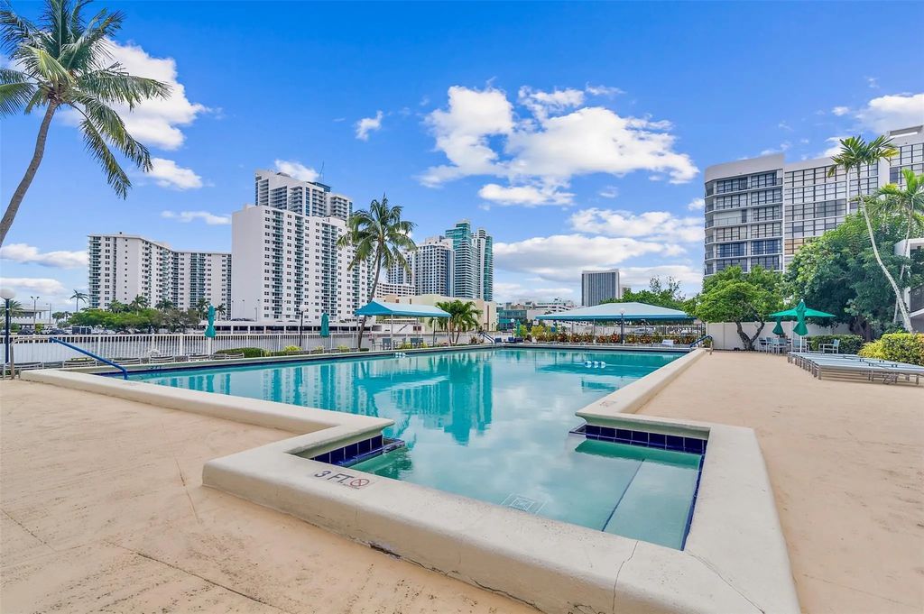 800 Parkview Drive #317, Hallandale Beach