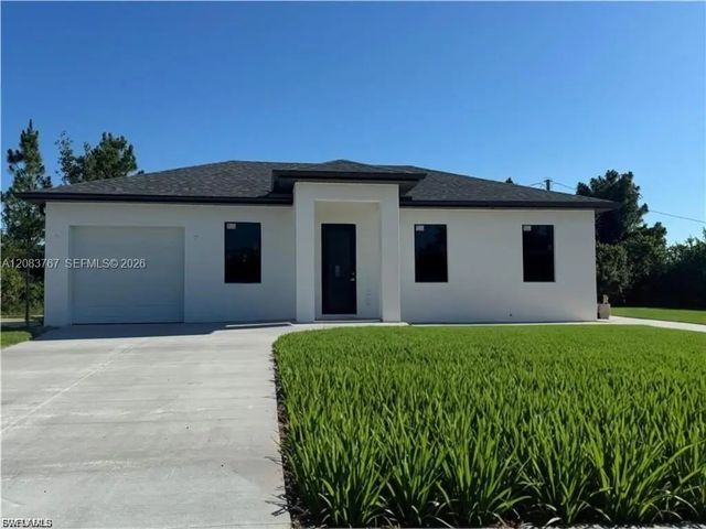 3002 68th Street W, Lehigh Acres