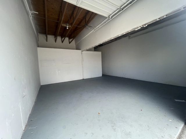 2 of 6 - 821 Nw 45th Street #b&c, Oakland Park, FL