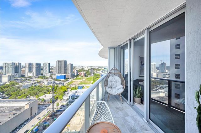 5 of 35 - 488 Ne 18th Street #2902, Miami, FL