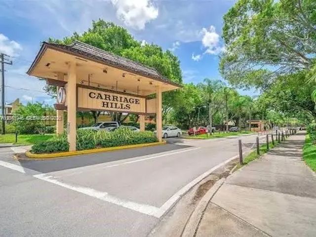 2 of 18 - 301 Cambridge Road #306, Hollywood, FL