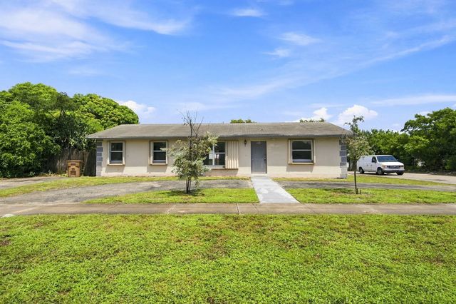 399 Sw 14th Street, Deerfield Beach