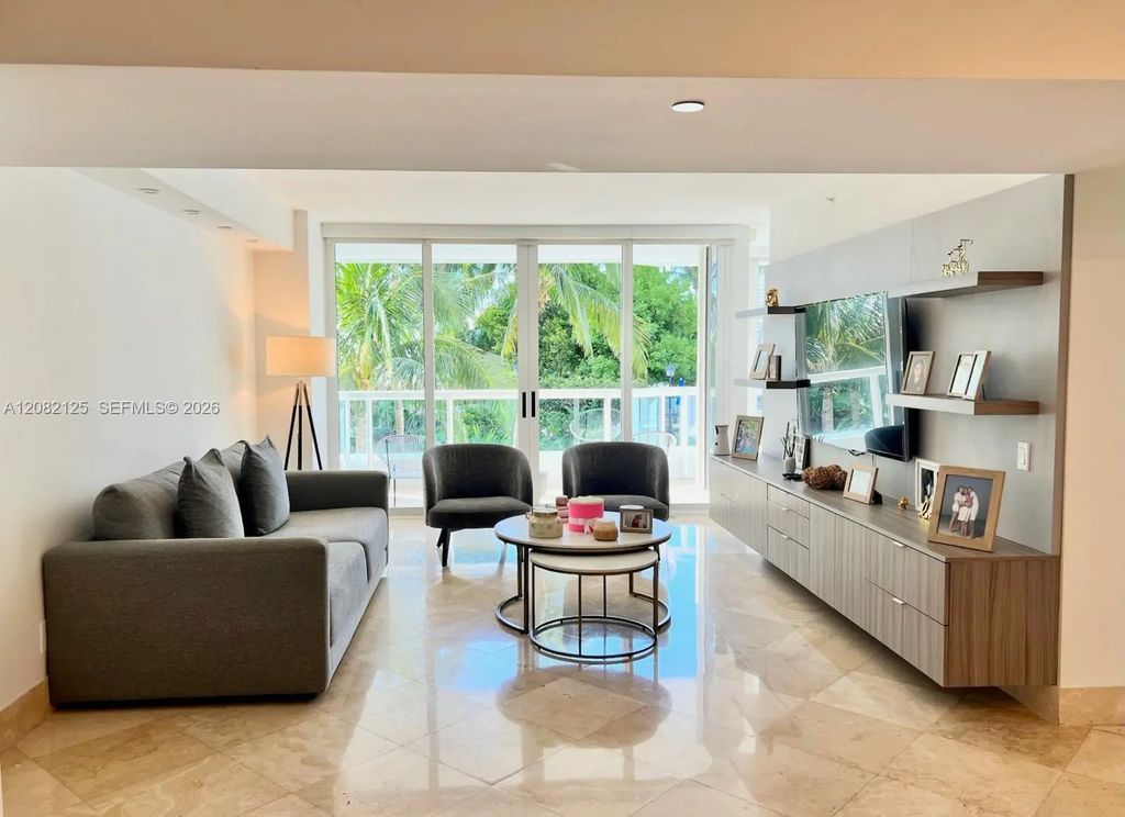 21055 Yacht Club Drive #510, Aventura