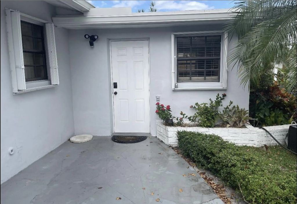 3610 Lloyd Drive #b, Oakland Park