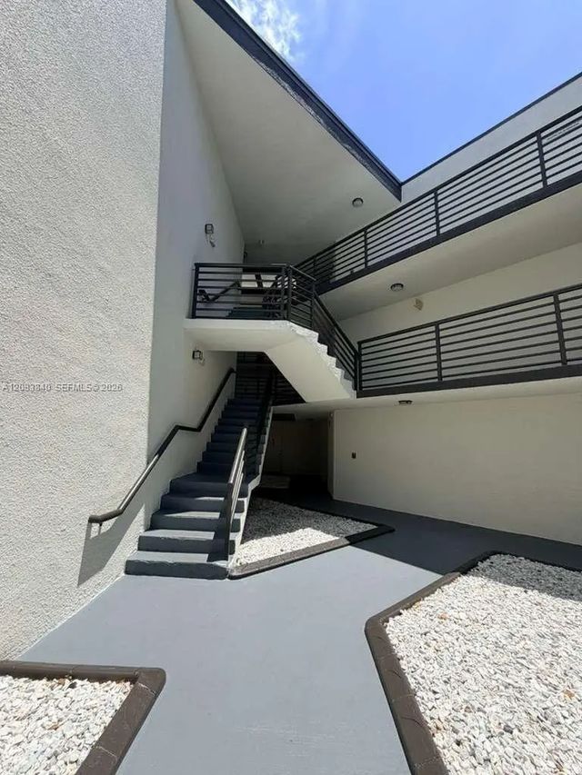 2 of 42 - 9715 Fontainebleau Boulevard #e308, Miami, FL