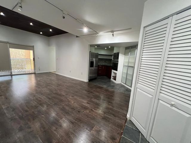 5 of 42 - 9715 Fontainebleau Boulevard #e308, Miami, FL