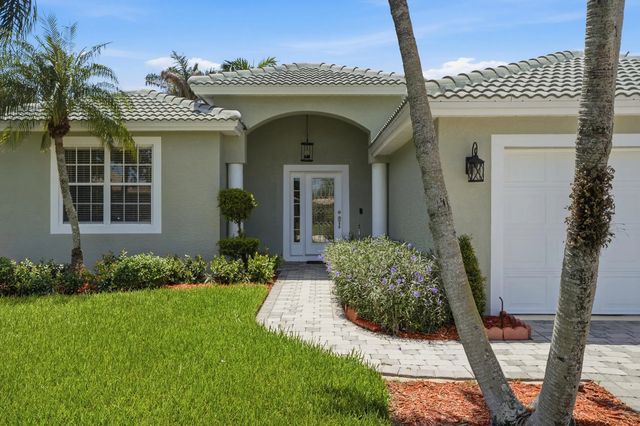 4 of 30 - 562 Nw Waverly Circle, Port St. Lucie, FL