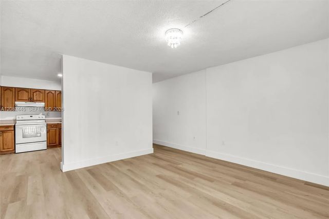 2496 Sw 17th Avenue #5113, Miami