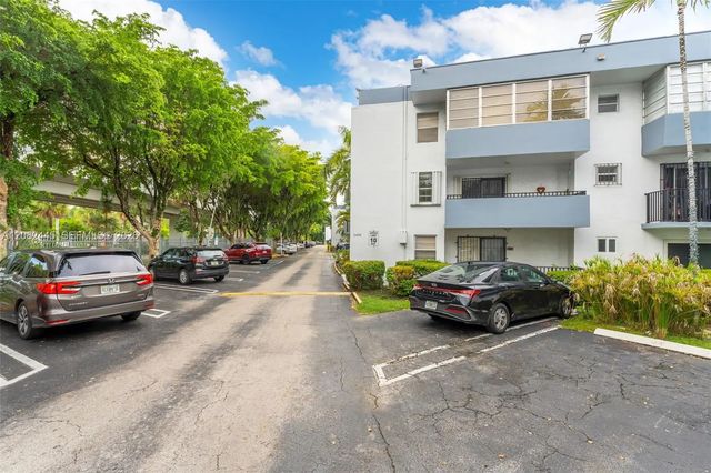 2 of 29 - 2496 Sw 17th Avenue #5113, Miami, FL