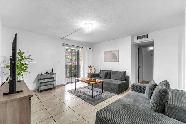 5 of 29 - 2496 Sw 17th Avenue #5113, Miami, FL