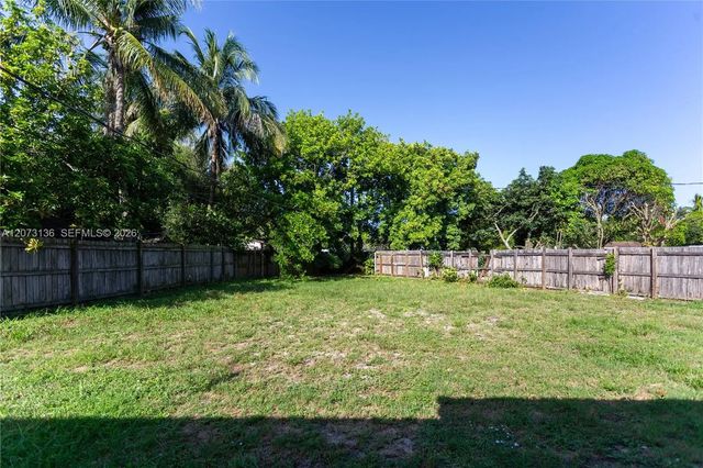 2 of 28 - 1725 Nw 10th Avenue, Fort Lauderdale, FL