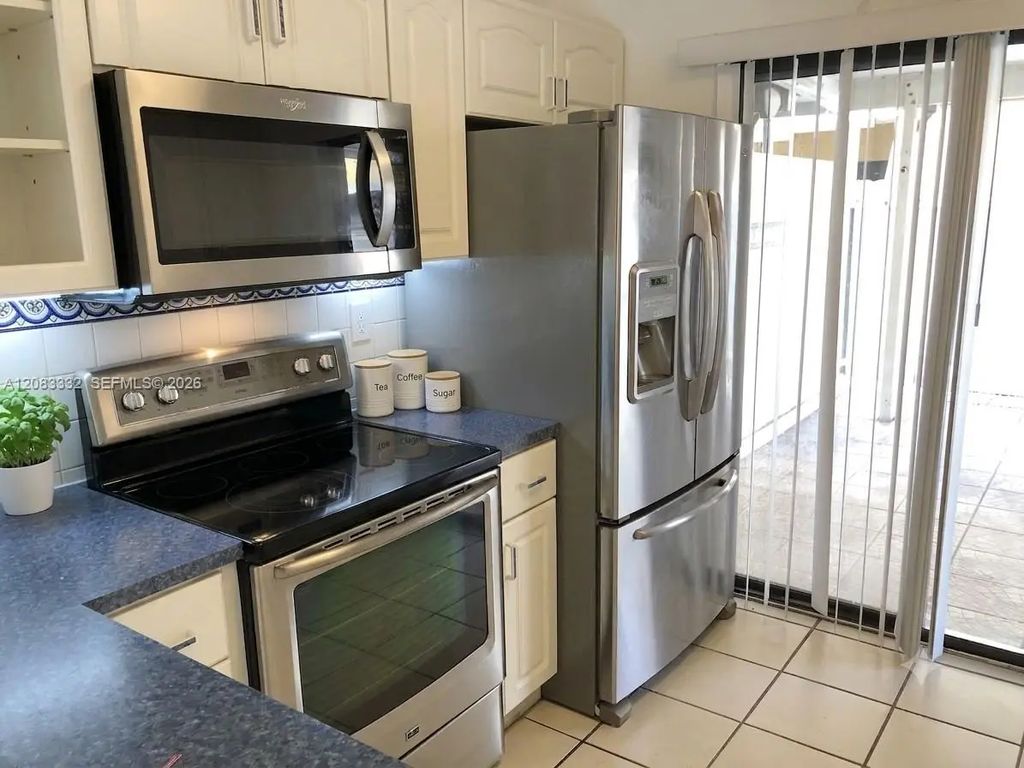 2775 W 62nd Street #106, Hialeah