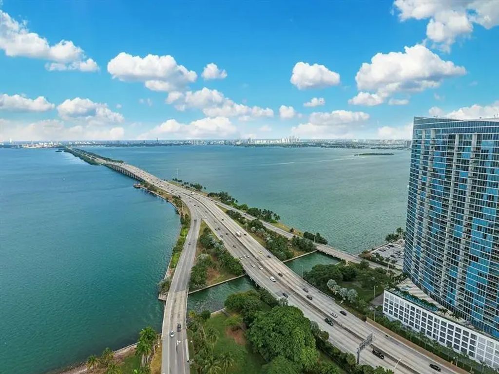 601 Ne 36th Street #2806, Miami