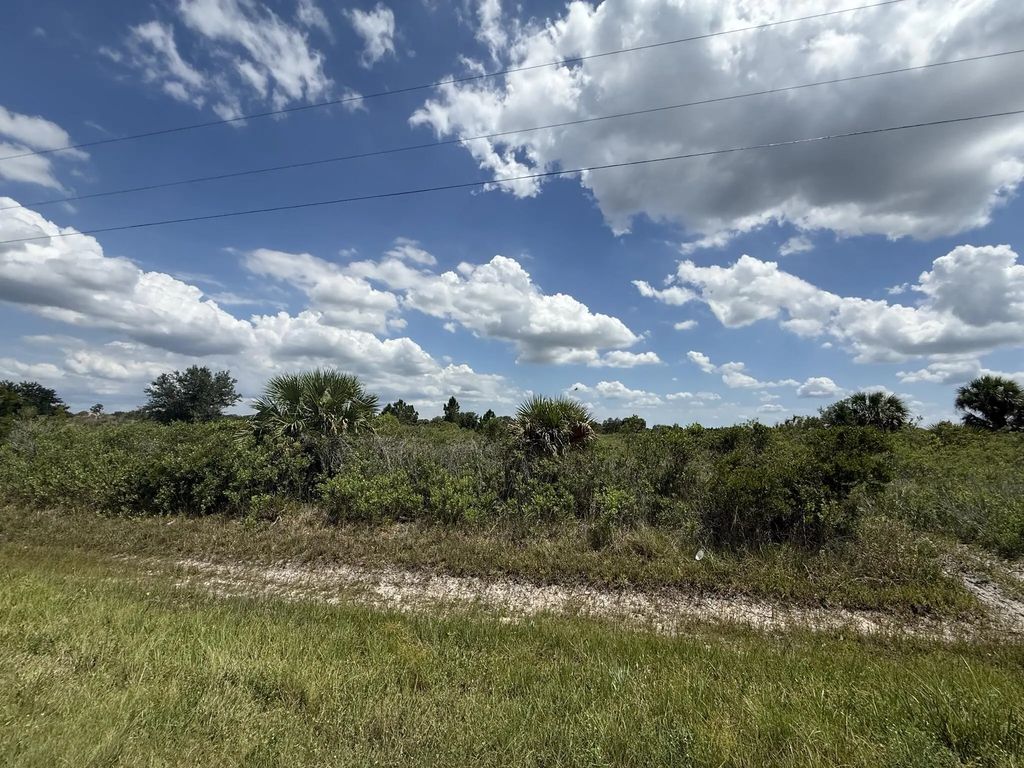 16162 Nw 290th Street, Okeechobee