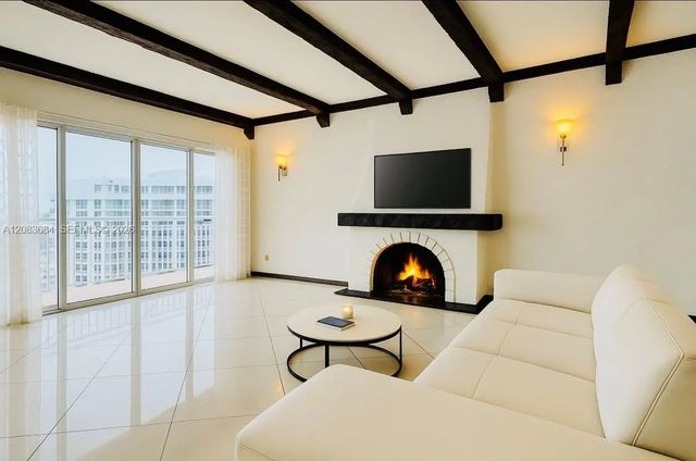 3 of 63 - 18071 Biscayne Boulevard #ph03 & Ph04, Aventura, FL