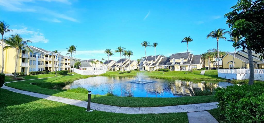 6339 La Costa Drive #h, Boca Raton