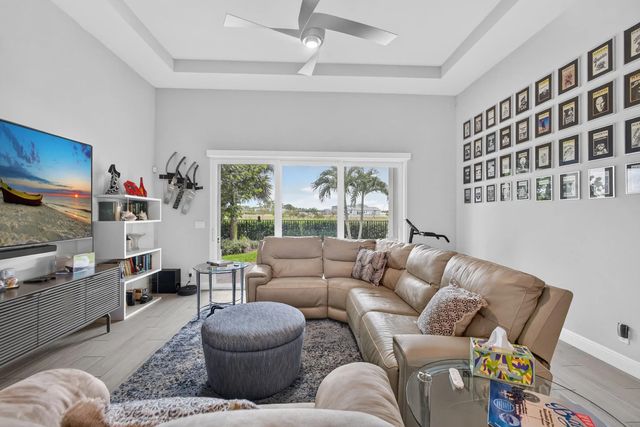 5 of 37 - 9945 Regency Way, Palm Beach Gardens, FL