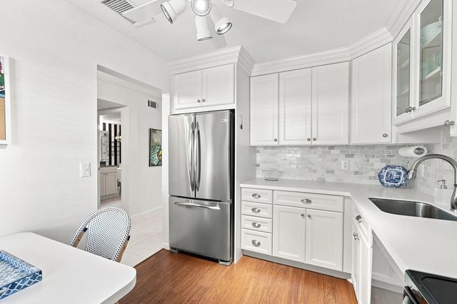 4 of 21 - 9293 Vista Del Lago #g, Boca Raton, FL