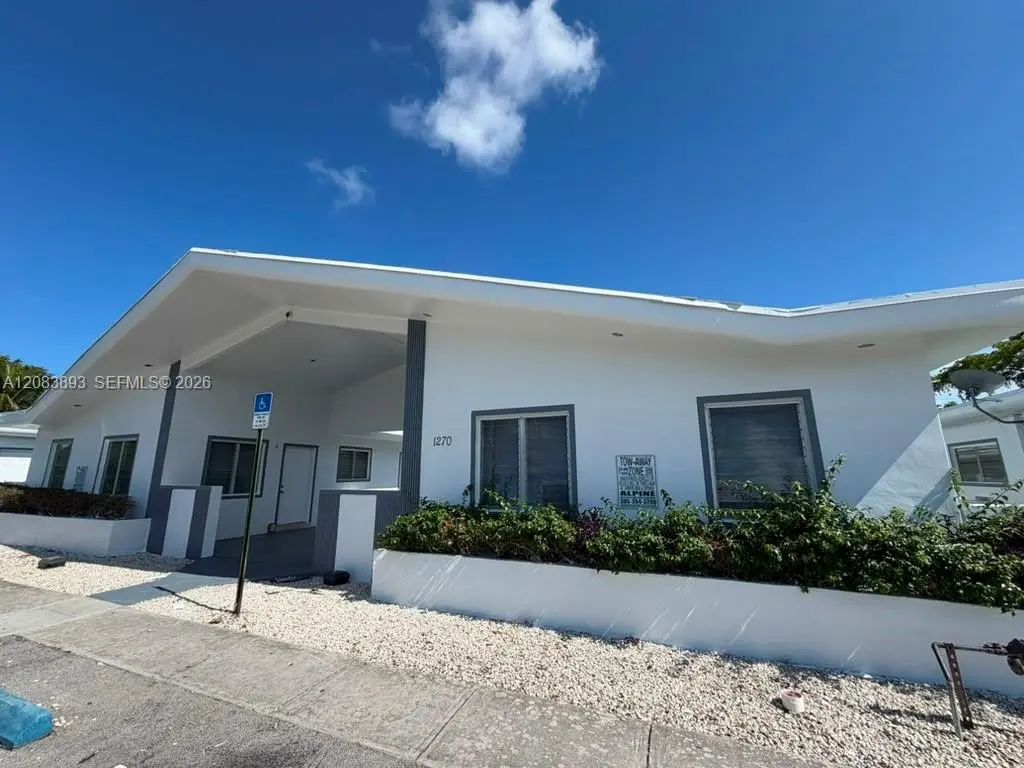 1260 Ne 139th Street #1, North Miami