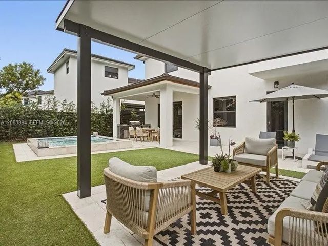 4 of 33 - 15603 Nw 88th Avenue, Miami Lakes, FL