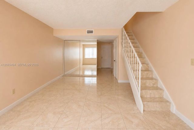 3 of 18 - 4125 W 11th Lane #52, Hialeah, FL