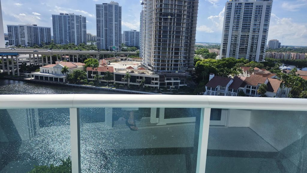 19390 Collins Avenue #1225, Sunny Isles Beach