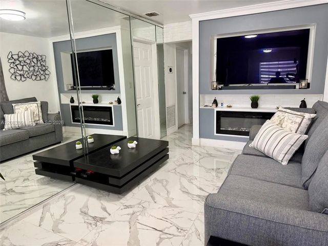 5 of 16 - 2440 Nw 57th Street, Miami, FL