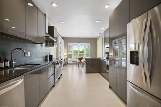 5 of 21 - 2274 Sunderland Avenue, Wellington, FL