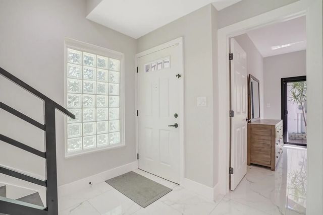 5 of 47 - 1301 N Riverside Drive #19, Pompano Beach, FL
