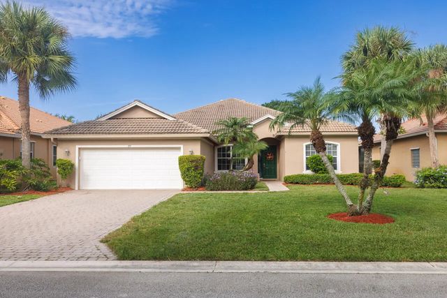 2 of 61 - 359 Nw Sheffield Circle, Port St. Lucie, FL