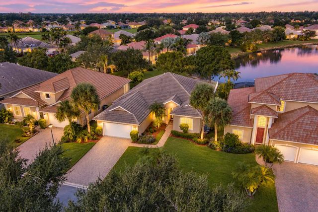 4 of 61 - 359 Nw Sheffield Circle, Port St. Lucie, FL
