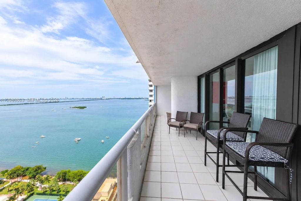 1717 N Bayshore Drive #a-3750, Miami
