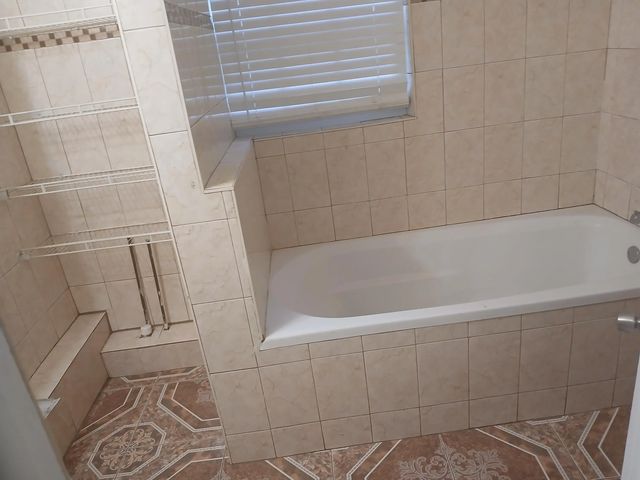3 of 12 - 330 Sw 14th Street, Dania Beach, FL