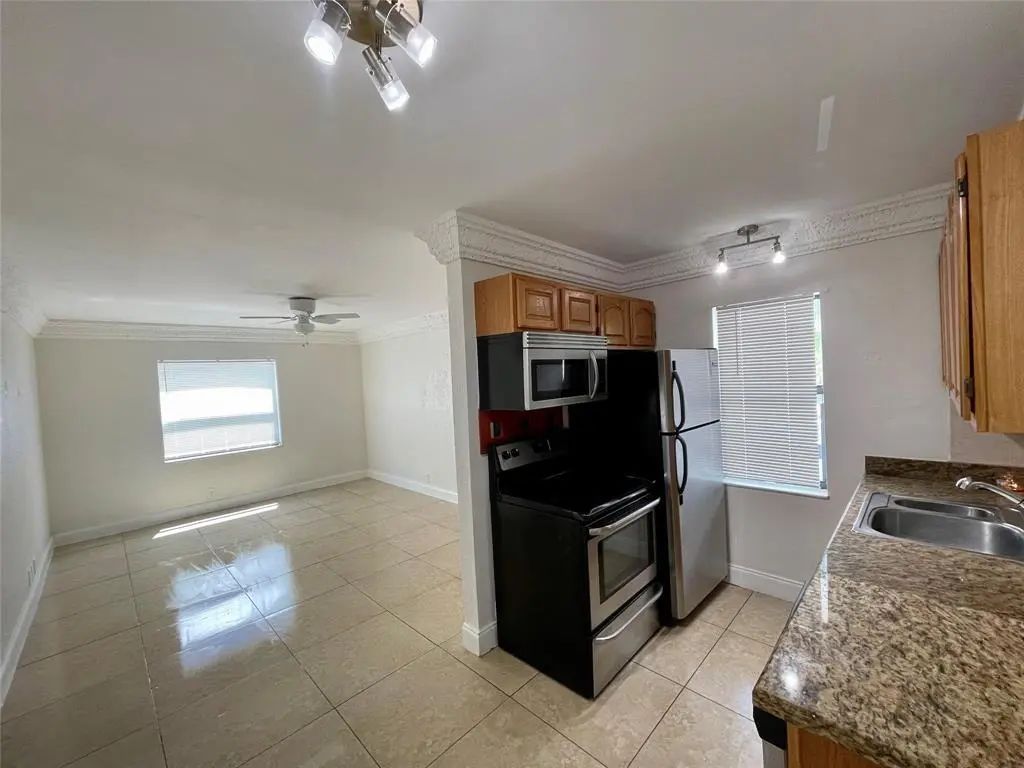 601 Ne 29th Drive #9, Wilton Manors