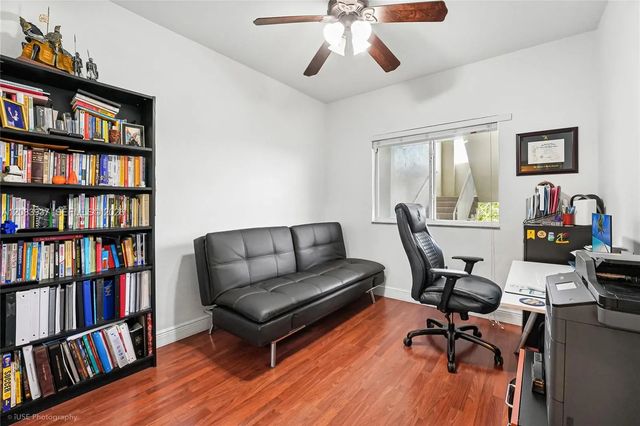 5 of 16 - 10710 Nw 66th Street #313, Doral, FL