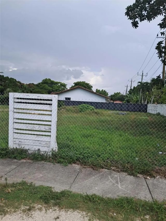 9801 Sw 56th Street, Miami
