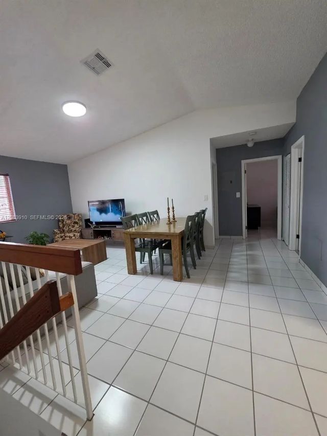 4 of 15 - 10101 W Okeechobee Road #10-202, Hialeah Gardens, FL