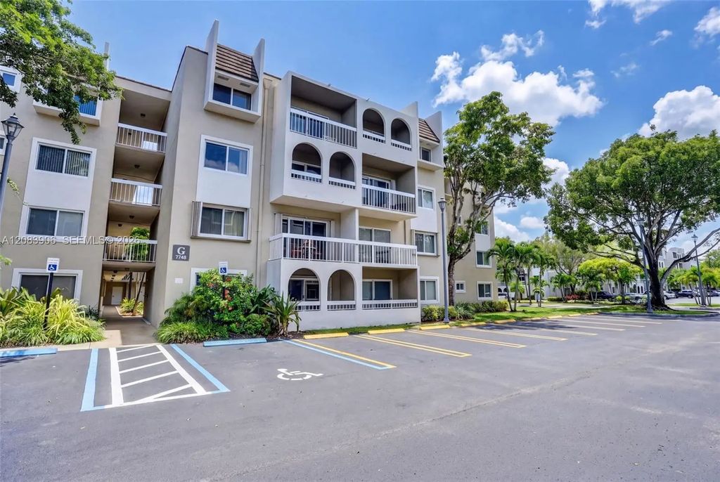 7740 Camino Real #g-306, Miami