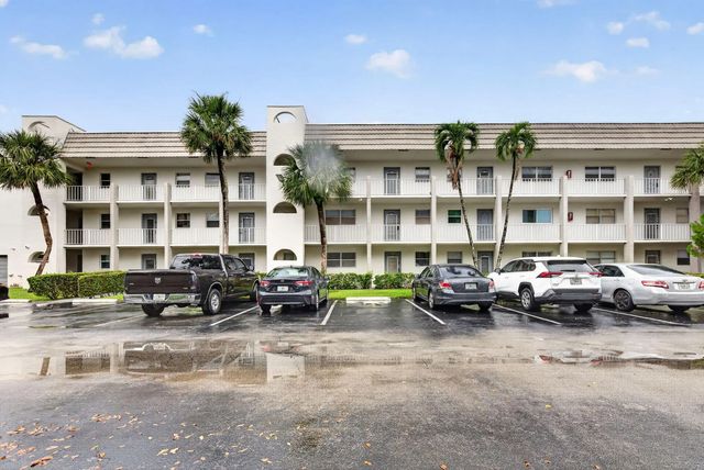 3 of 28 - 8100 Sunrise Lakes Boulevard #109, Sunrise, FL
