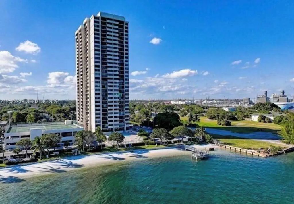 5600 N Flagler Drive #1502, West Palm Beach