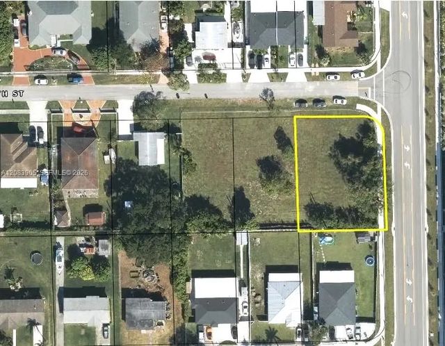 3 of 5 - 10700 Sw 219 Street, Miami, FL