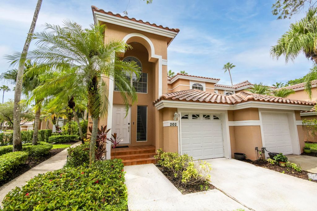 202 Legendary Circle, Palm Beach Gardens